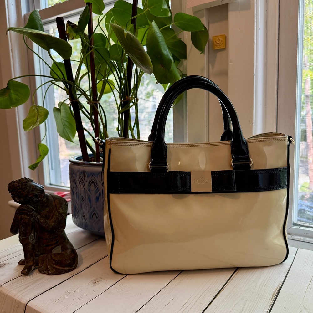 Kate Spade | Primrose Hill Goldie Patent Leather Handbag, Cream and Black